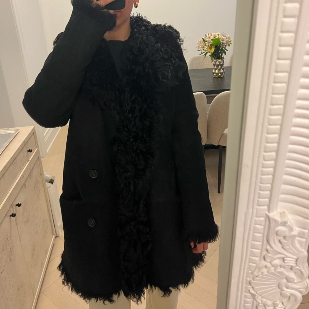 Theory Reversible Shearling Coat Size Small/Petite Black